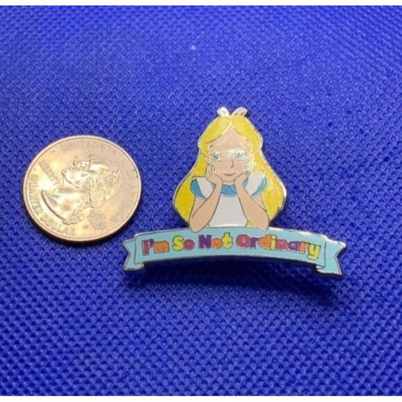 NWOT Alice in Wonderland 2020 Disney Pins I'm so not ordinary Disney Store excl - Picture 2 of 3